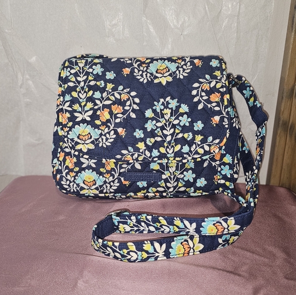 Vintage Vera Bradley Floral Blue Crossbody Bag ~ EUC - Picture 4 of 10